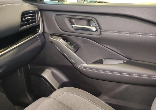 Nissan Qashqai cena 123700 przebieg: 47767, rok produkcji 2022 z Kraków małe 742
